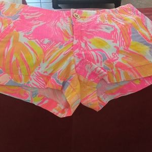 Lilly Pulitzer Shorts Size 00